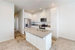 , 7652 Garfield ave, Huntington Beach, CA 92648 - 2