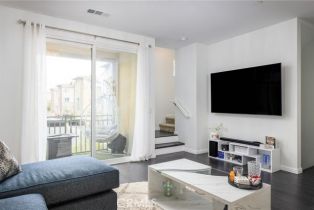 Condominium, 677 Savi dr, Corona, CA 92878 - 9