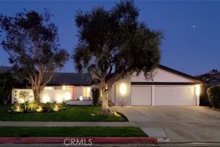 Single Family Residence, 1427  N Cannon ST, Orange, CA  Orange, CA 92869