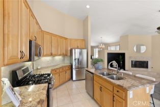 Single Family Residence, 40050 CORTE FORTUNA, Murrieta, CA 92562 - 10
