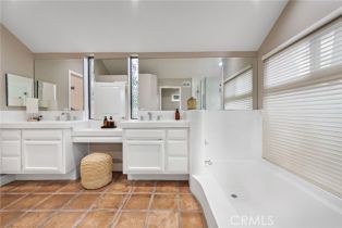 Single Family Residence, 24572 Wembley cir, Laguna Hills, CA 92653 - 16