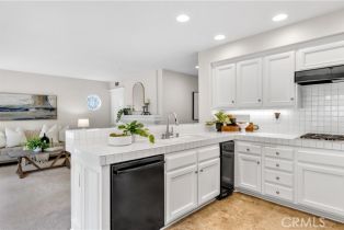 Single Family Residence, 1706 Avenida Crescenta, San Clemente, CA 92672 - 12