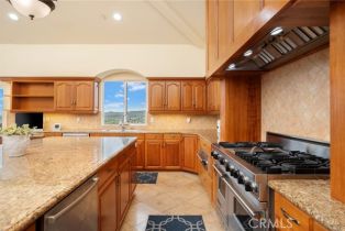 Single Family Residence, 12336 Circula Panorama, North Tustin, CA 92705 - 11