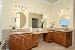 Single Family Residence, 12336 Circula Panorama, North Tustin, CA 92705 - 21