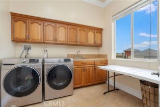 Single Family Residence, 12336 Circula Panorama, North Tustin, CA 92705 - 31