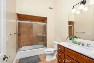 Single Family Residence, 12336 Circula Panorama, North Tustin, CA 92705 - 37