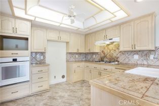 Condominium, 611 Colonial cir, Fullerton, CA 92835 - 10