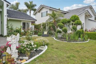 Single Family Residence, 17675 Rainglen, Huntington Beach, CA 92649 - 4