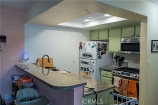 Condominium, 327 Chestnut ave, Long Beach, CA 90802 - 5