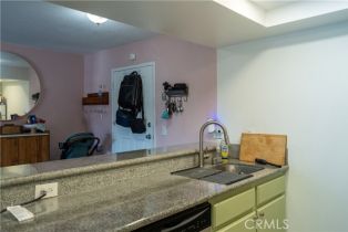 Condominium, 327 Chestnut ave, Long Beach, CA 90802 - 6
