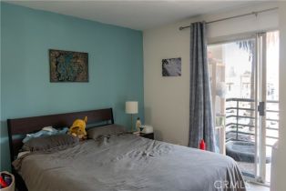 Condominium, 327 Chestnut ave, Long Beach, CA 90802 - 8