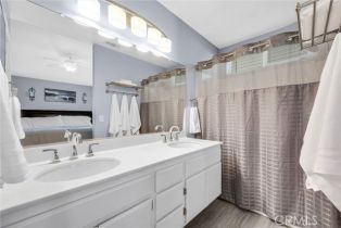 Single Family Residence, 976 Miraflores dr, Corona, CA 92882 - 11