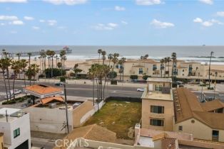 , 714 Pacific Coast, Huntington Beach, CA 92648 - 2