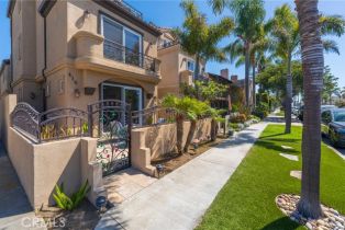 Single Family Residence, 416 15th ST, Huntington Beach, CA  Huntington Beach, CA 92648