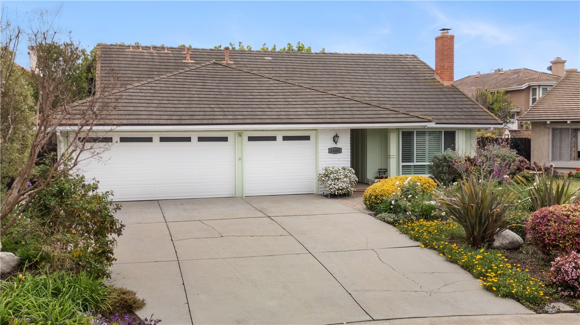Single Family Residence, 13222 Ranchwood rd, Tustin, CA 92782 - 1