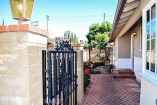 Single Family Residence, 810 Collins ave, Orange, CA 92867 - 10