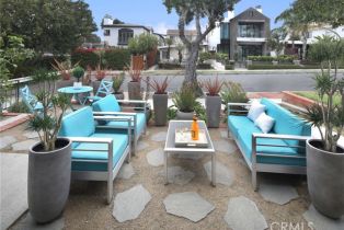 , 321 Iris ave, Corona Del Mar, CA 92625 - 6