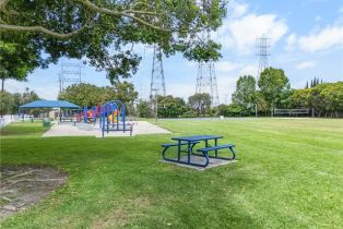 Single Family Residence, 109 Loyola, Seal Beach, CA 90740 - 37