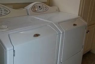 Single Family Residence, 527 Orchard dr, Burbank, CA 91506 - 14