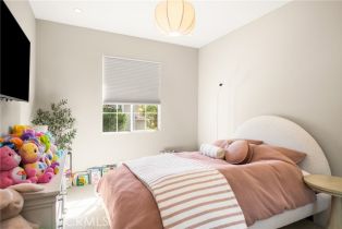 Single Family Residence, 10935 Osterman ave, Tustin, CA 92782 - 32