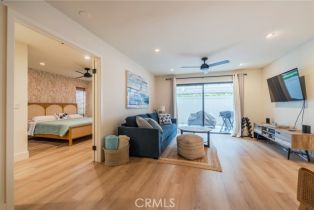 Condominium, 215 Wichita ave, Huntington Beach, CA 92648 - 9