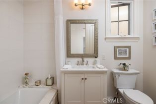 Single Family Residence, 427 10th st, Huntington Beach, CA 92648 - 16