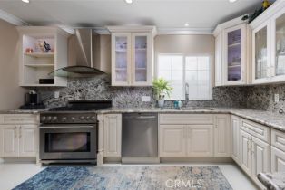 Single Family Residence, 415 8th st, Huntington Beach, CA 92648 - 8