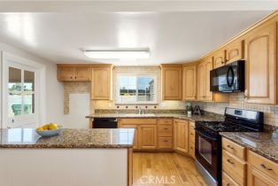 Single Family Residence, 10402 Oronsay cir, Huntington Beach, CA 92646 - 10