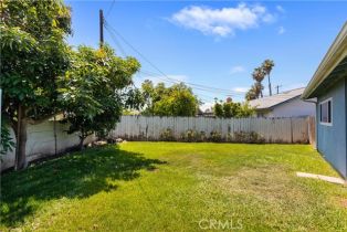 Single Family Residence, 10402 Oronsay cir, Huntington Beach, CA 92646 - 25
