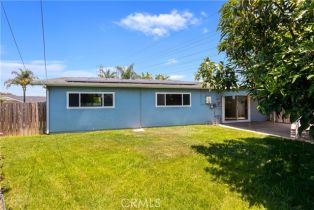 Single Family Residence, 10402 Oronsay cir, Huntington Beach, CA 92646 - 27