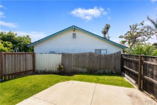 Single Family Residence, 10402 Oronsay cir, Huntington Beach, CA 92646 - 32