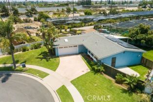 Single Family Residence, 10402 Oronsay cir, Huntington Beach, CA 92646 - 34