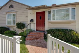 Single Family Residence, 136 Venetia dr, Long Beach, CA 90803 - 4