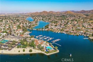 Condominium, 22570 Bass pl, Canyon Lake, CA 92587 - 22