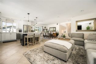 Single Family Residence, 17252 Breda ln, Huntington Beach, CA 92649 - 17