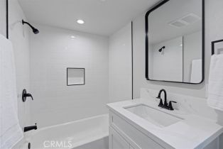 Single Family Residence, 1043 Palmyra ave, Orange, CA 92866 - 33