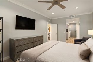 Condominium, 270 Cagney ln, Newport Beach, CA 92663 - 12