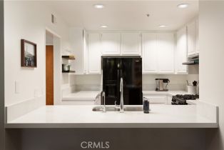 Condominium, 270 Cagney ln, Newport Beach, CA 92663 - 5