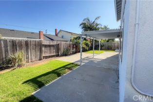 Single Family Residence, 17152 Englewood cir, Huntington Beach, CA 92647 - 17