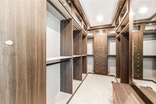 Single Family Residence, 19365 Woodlands dr, Huntington Beach, CA 92648 - 33