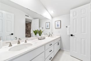 Single Family Residence, 19365 Woodlands dr, Huntington Beach, CA 92648 - 40