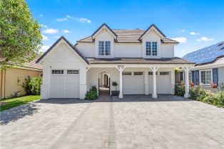 Single Family Residence, 19365 Woodlands DR, Huntington Beach, CA  Huntington Beach, CA 92648