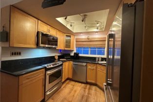 Townhouse, 2217 Vanderbilt ln, Redondo Beach, CA 90278 - 5