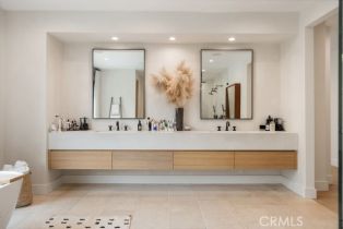 Single Family Residence, 10 Seabluff, Newport Beach, CA 92660 - 26