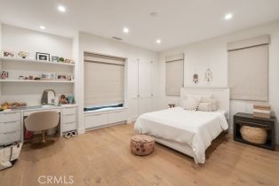 Single Family Residence, 10 Seabluff, Newport Beach, CA 92660 - 27