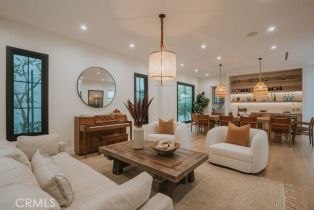 Single Family Residence, 10 Seabluff, Newport Beach, CA 92660 - 3