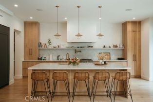 Single Family Residence, 10 Seabluff, Newport Beach, CA 92660 - 4