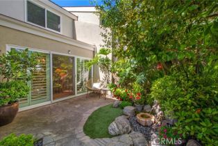 Single Family Residence, 19675 Seacliff ln, Huntington Beach, CA 92648 - 10