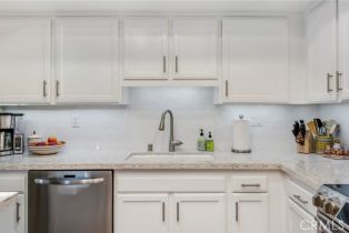 Single Family Residence, 19675 Seacliff ln, Huntington Beach, CA 92648 - 22