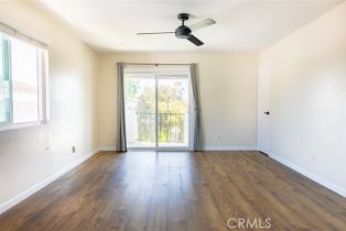 , 215 Canada, San Clemente, CA 92672 - 4